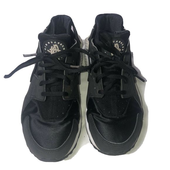 Nike Air Huarache Run Black Sneakers - Picture 1 of 4